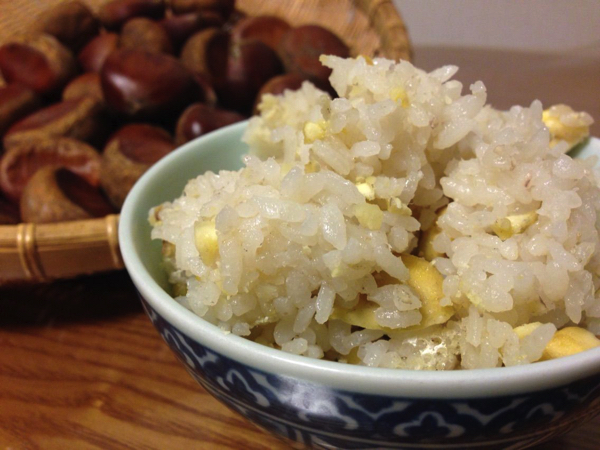 自分たちで拾った栗でつくる栗ご飯は最高!