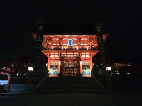 神社 怖い 稲荷