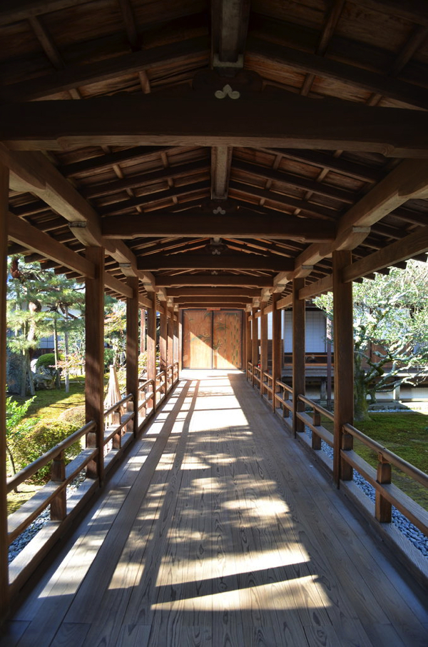 大覚寺の「村雨の廊下」