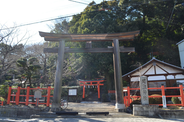 建勲神社の「大鳥居」