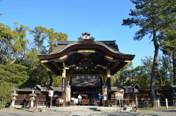 豊国神社の唐門