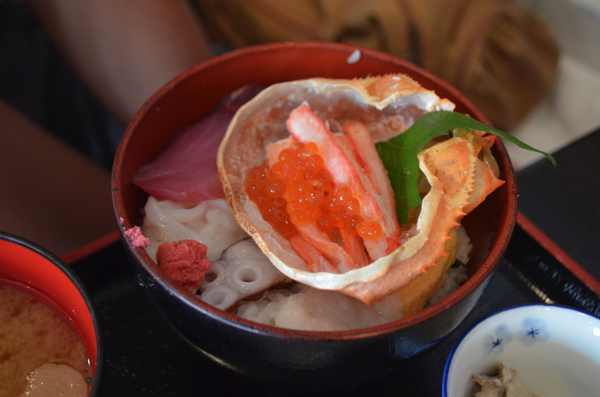 特選海鮮丼定食