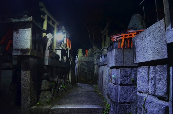 田中社（権太夫大神）のお塚