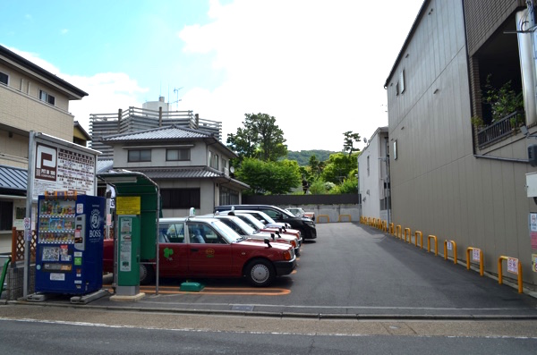 伏見稲荷大社周辺の有料駐車場