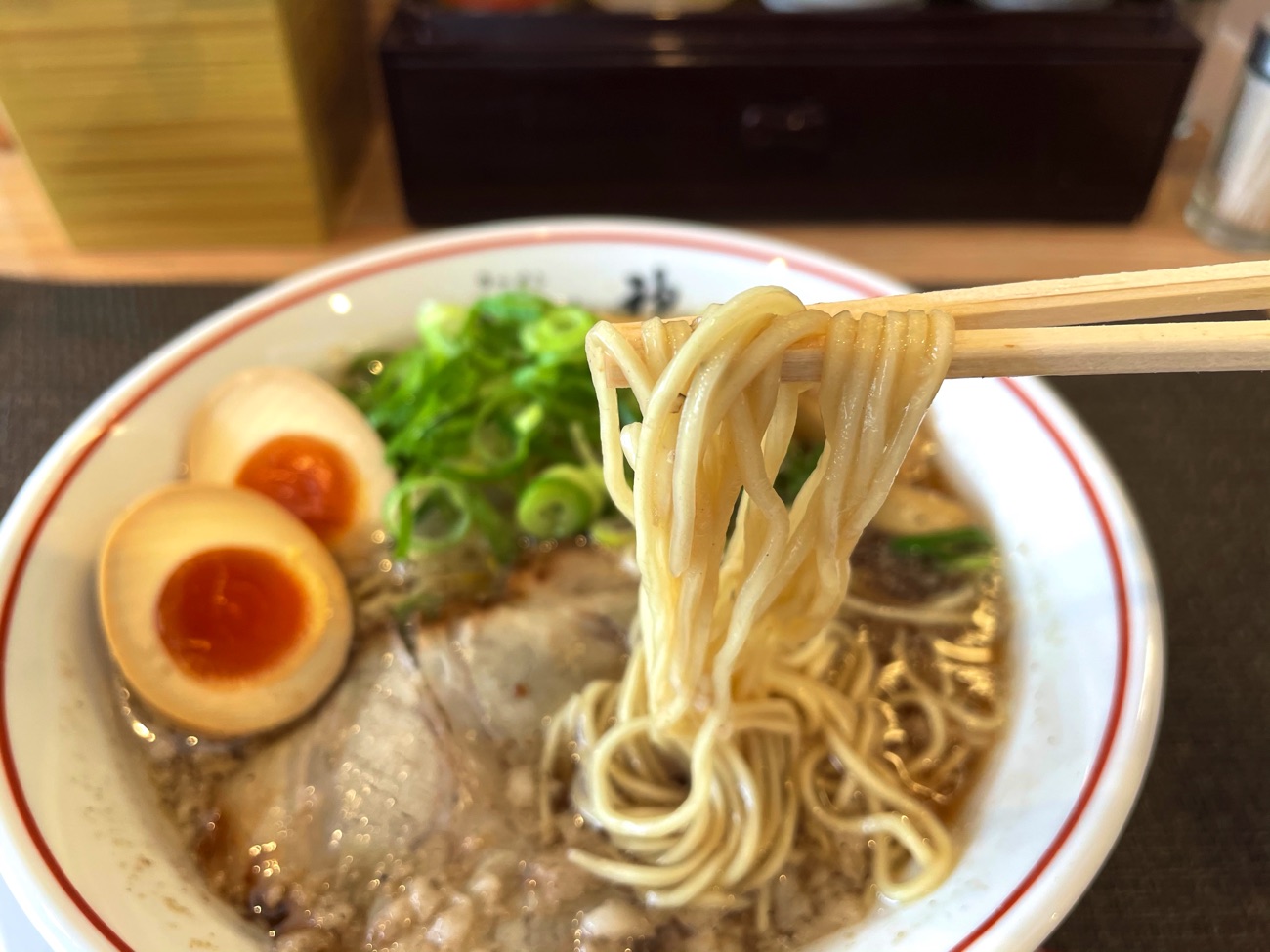 ストレート麺