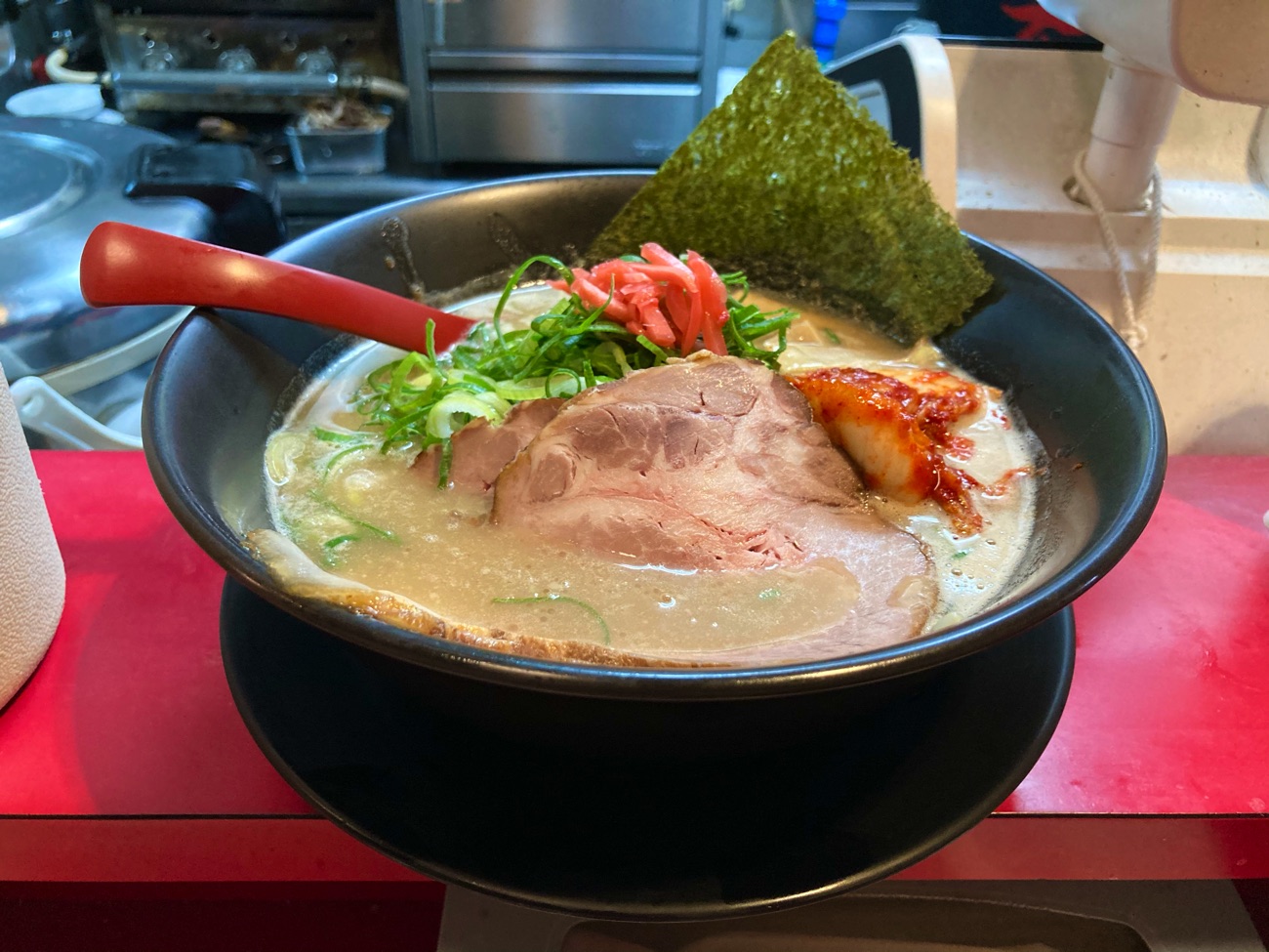 「大中ラーメン」を注文!