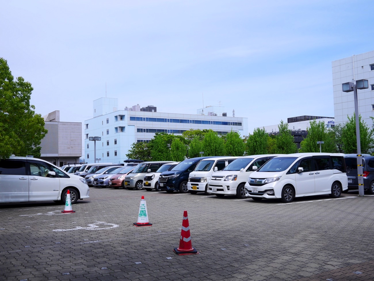 京都パルスプラザの駐車場