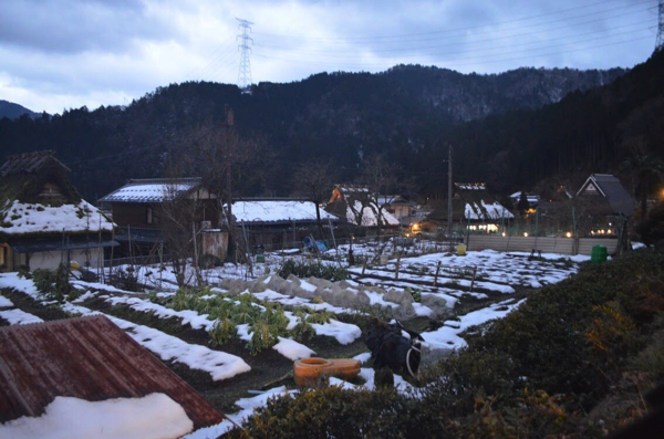 集落にもほとんど雪がない